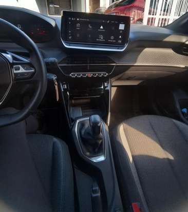 PEUGEOT-208-2024