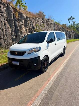 PEUGEOT EXPERT 1.6 BLUEHDI DIESEL MINIBUS MANUAL