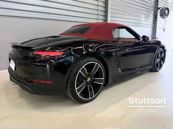 PORSCHE-718-2024