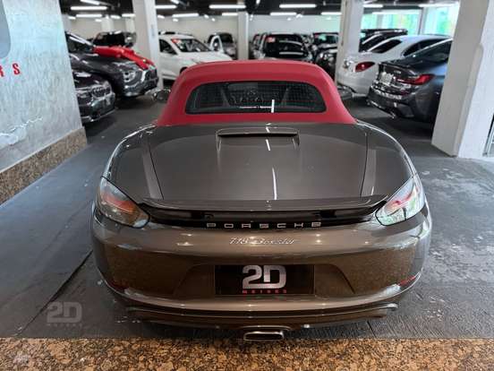 PORSCHE-718-2023