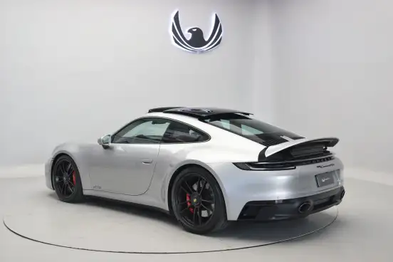 PORSCHE-911-2022