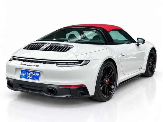 PORSCHE-911-2023