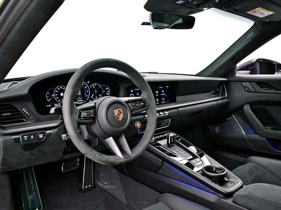 PORSCHE-911-2025