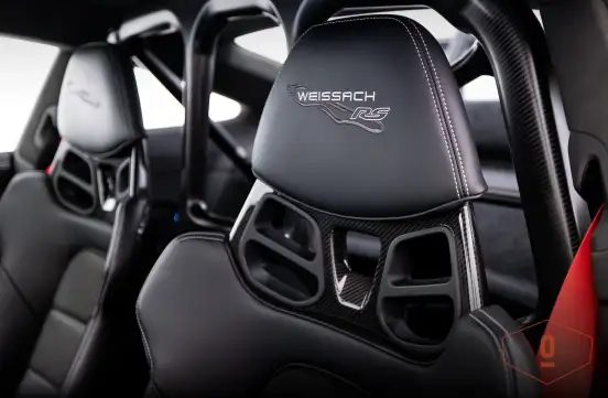 PORSCHE-911-2023