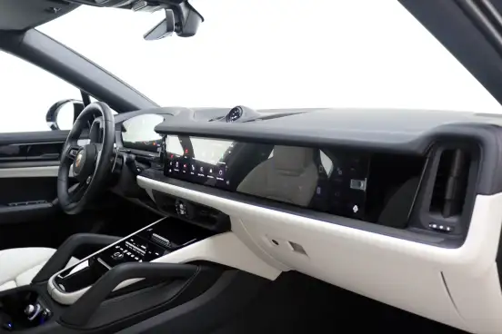 PORSCHE-CAYENNE-2025