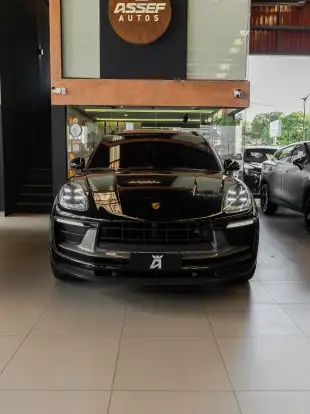 PORSCHE-MACAN-2023