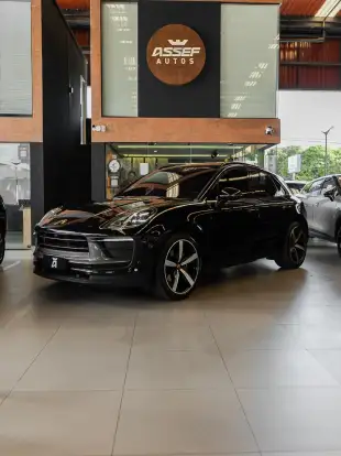 PORSCHE-MACAN-2023
