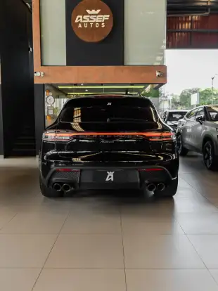 PORSCHE-MACAN-2023