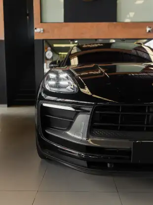 PORSCHE-MACAN-2023