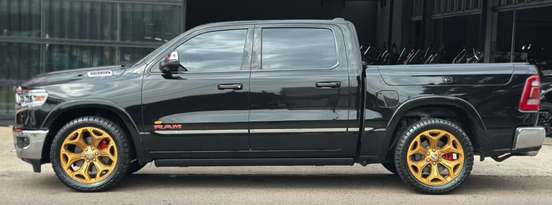 RAM-1500-5.7 V8 GASOLINA LIMITED CD 4X4 AUTOMÁTICO RAM-1500-2023