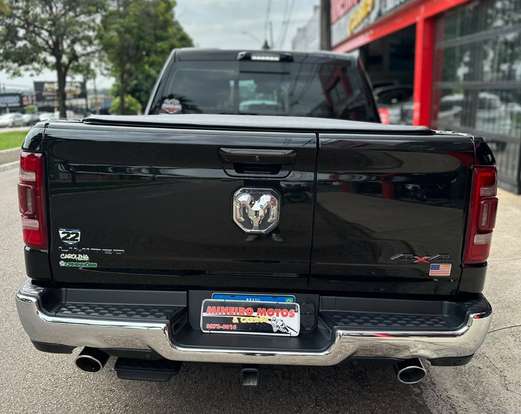 RAM-1500-5.7 V8 GASOLINA LIMITED CD 4X4 AUTOMÁTICO RAM-1500-2023
