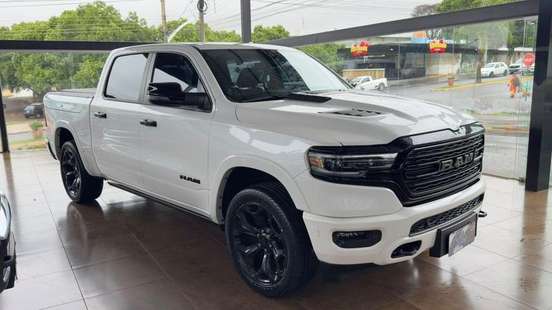 RAM-1500-5.7 V8 GASOLINA LIMITED NIGHT EDITION CD 4X4 AUTOMÁTICO RAM-1500-2023