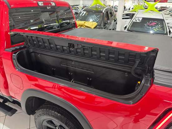 RAM-1500-5.7 V8 GASOLINA REBEL CD 4X4 AUTOMÁTICO RAM-1500-2022