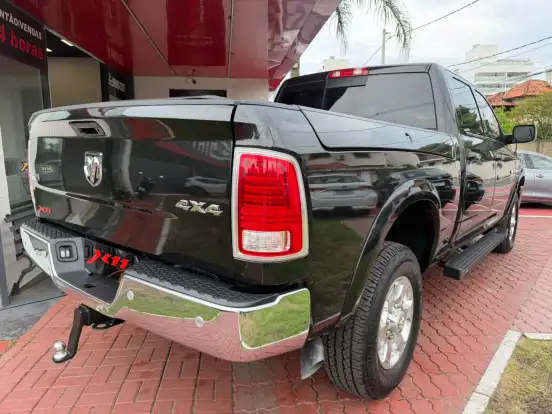 RAM-2500-6.7 LARAMIE 4X4 CD I6 TURBO DIESEL 4P AUTOMÁTICO RAM-2500-2018