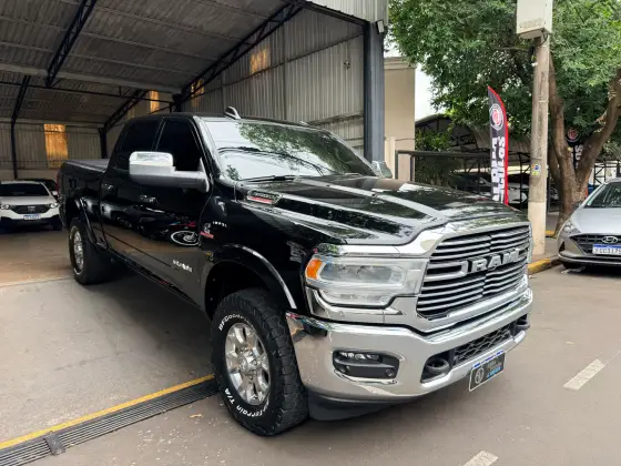RAM 3500 6.7 I6 TURBO DIESEL LARAMIE CD 4X4 AUTOMÁTICO