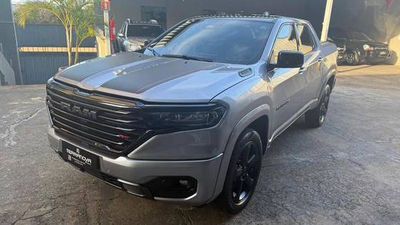 RAM RAMPAGE 2.0 HURRICANE 4 TURBO GASOLINA LARAMIE 4X4 AUTOMÁTICO