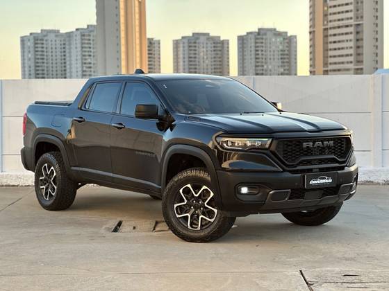RAM RAMPAGE 2.0 HURRICANE 4 TURBO GASOLINA REBEL 4X4 AUTOMÁTICO