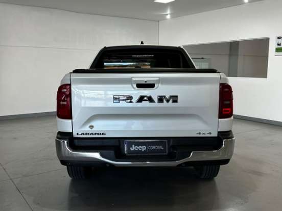 RAM-RAMPAGE-2.0 TURBO DIESEL LARAMIE 4X4 AUTOMÁTICO RAM-RAMPAGE-2024
