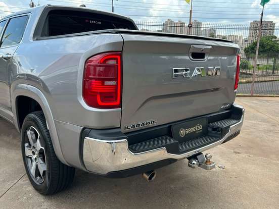RAM-RAMPAGE-2.2 TURBO DIESEL LARAMIE 4X4 AUTOMÁTICO RAM-RAMPAGE-2025