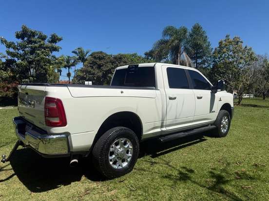 RAM-2500-6.7 I6 TURBO DIESEL LARAMIE CD 4X4 AUTOMÁTICO RAM-2500-2023