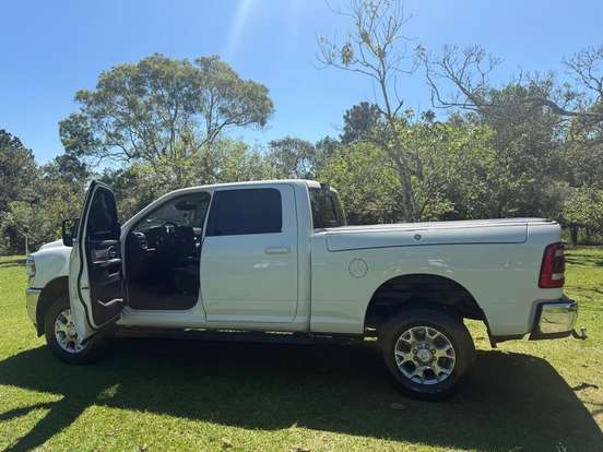 RAM-2500-6.7 I6 TURBO DIESEL LARAMIE CD 4X4 AUTOMÁTICO RAM-2500-2023