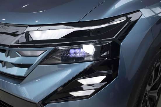 RENAULT-BOREAL-2025