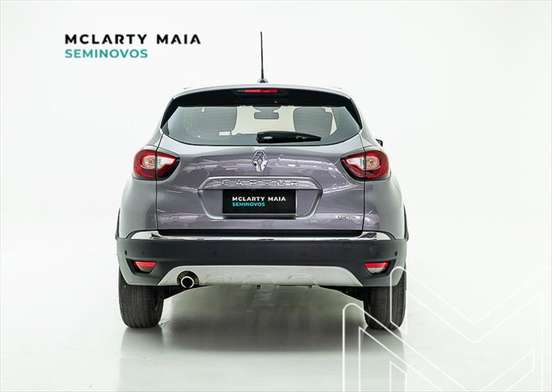 RENAULT-CAPTUR-2022