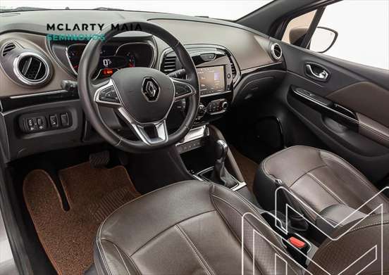 RENAULT-CAPTUR-2022
