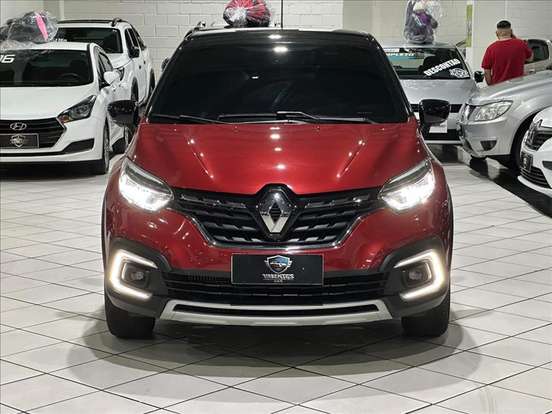 RENAULT-CAPTUR-2021