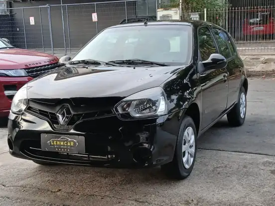 RENAULT-CLIO-2015