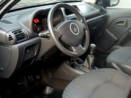 RENAULT-CLIO-1.0 EXPRESSION 16V FLEX 4P MANUAL RENAULT-CLIO-2015