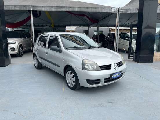RENAULT-CLIO-2009