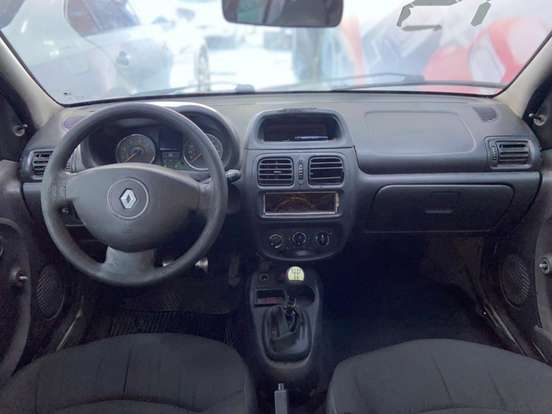 RENAULT-CLIO-2014