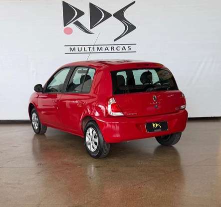 RENAULT-CLIO-2014