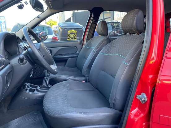RENAULT-CLIO-2015