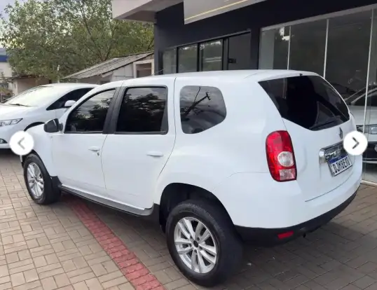 RENAULT-DUSTER-2014