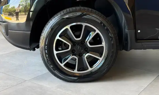 RENAULT-DUSTER-2016