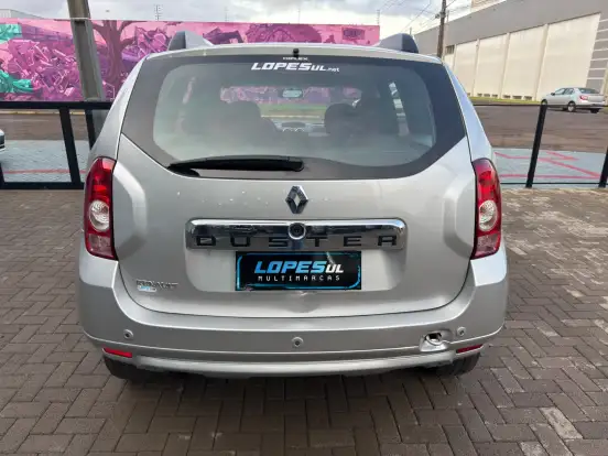 RENAULT-DUSTER-2012