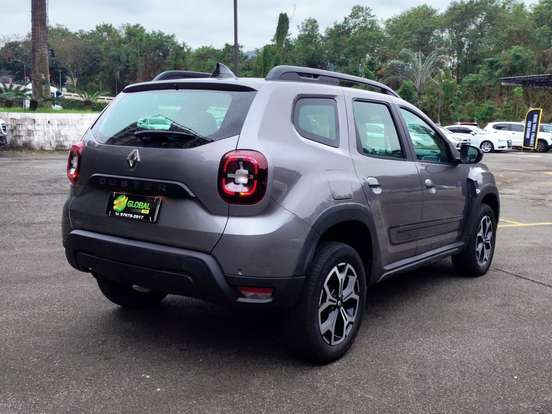 RENAULT-DUSTER-2023