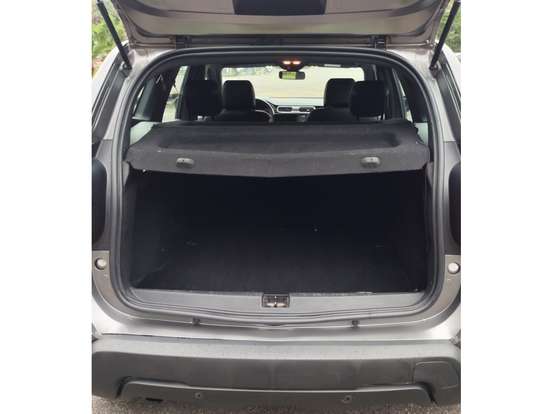 RENAULT-DUSTER-2023