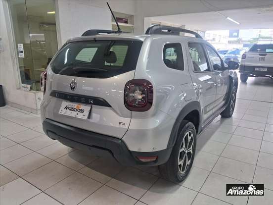 RENAULT-DUSTER-2023