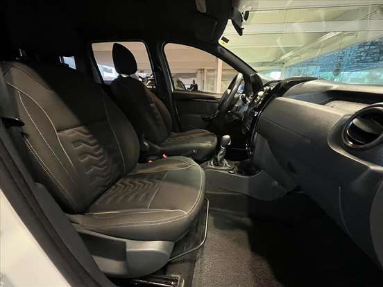 RENAULT-DUSTER-2019