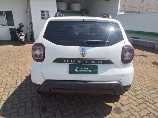 RENAULT-DUSTER-2023