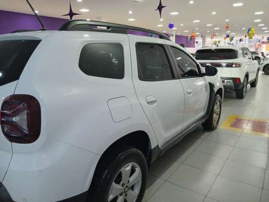 RENAULT-DUSTER-2025