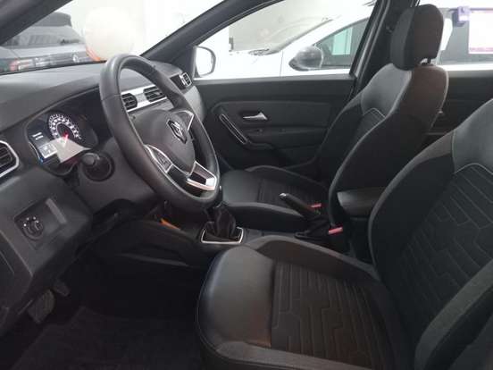 RENAULT-DUSTER-2025