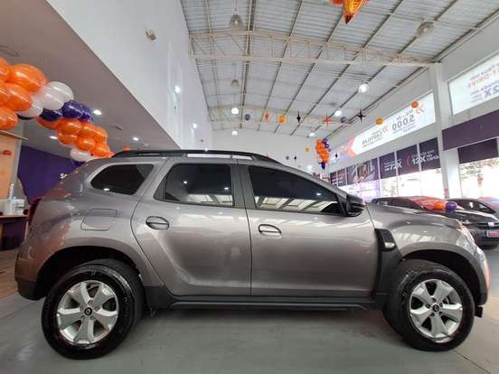 RENAULT-DUSTER-2025