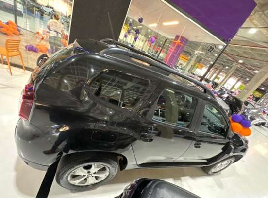 RENAULT-DUSTER-2025