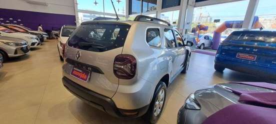 RENAULT-DUSTER-2025