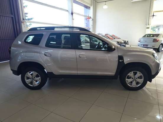 RENAULT-DUSTER-2025