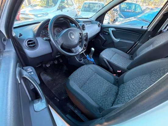 RENAULT-DUSTER-1.6 4X2 16V FLEX 4P MANUAL RENAULT-DUSTER-2013